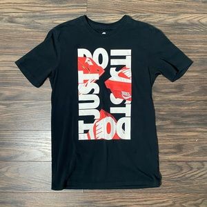 Nike Shoebox Tee